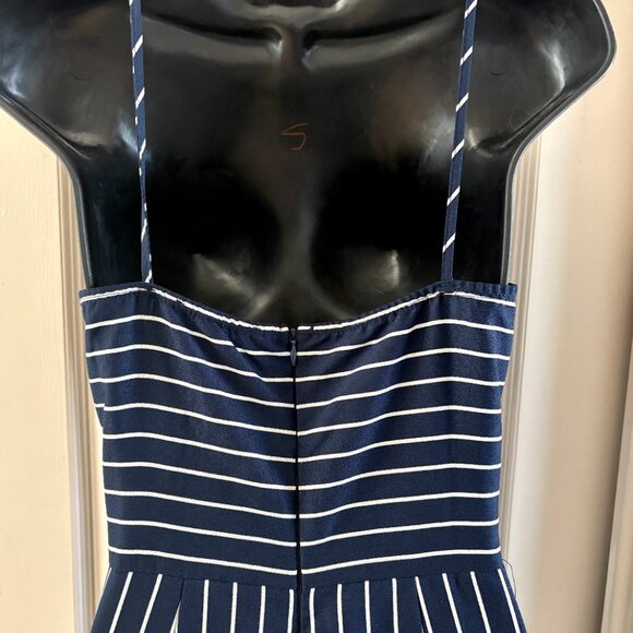 Forever 21 Navy & White Striped Wide-Leg Jumpsuit – Size S - Picture 5 of 9